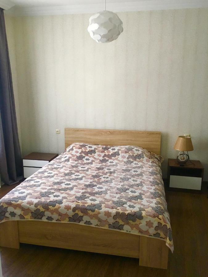 Cheap And Chic Lägenhet Batumi Exteriör bild